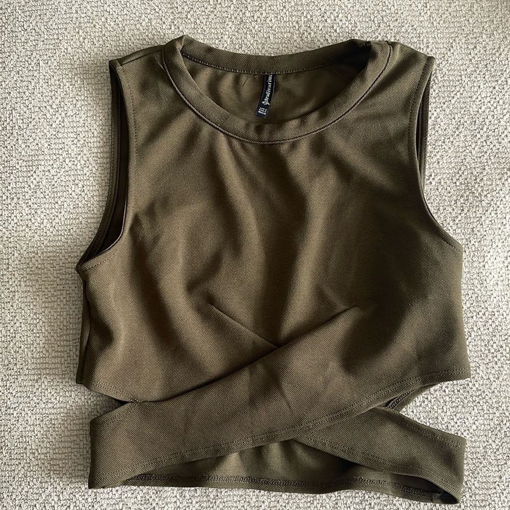 Stradivarius Crop Top